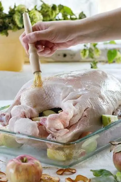 czy można gotować mrożonego kurczaka?